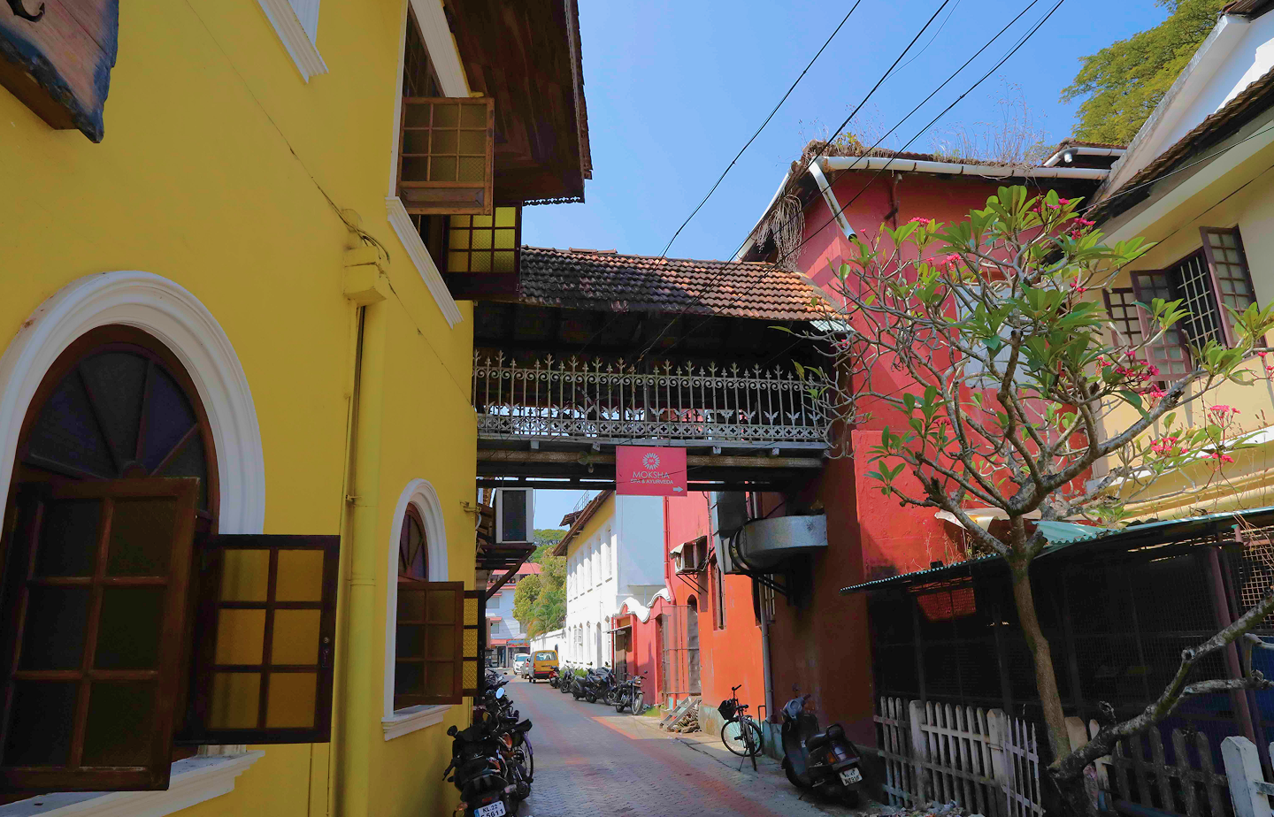 KoderHouse Suites